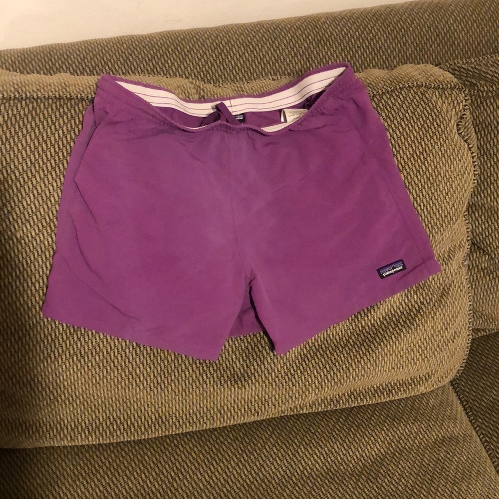 Patagonia women’s baggies shorts - 5”